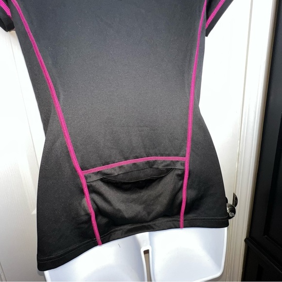North Face Women’s Small Black Pink A2EX Cycling Performance T-Shirt Top S - Picture 6 of 13